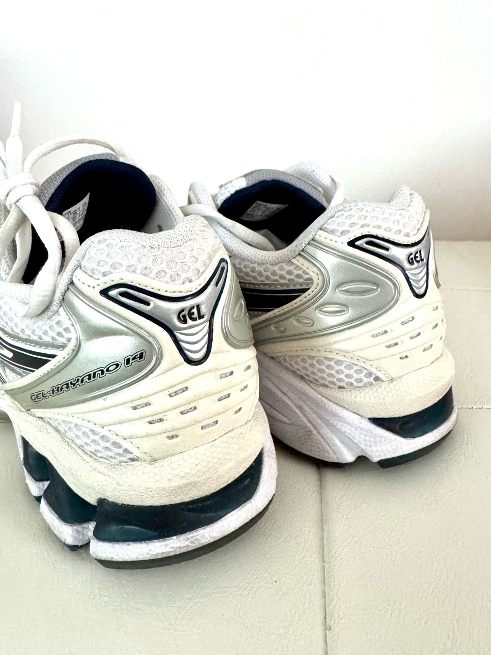 ASICS Gel-Kayano 14 Women's Athletic Running Shoes - Picture 6 of 13